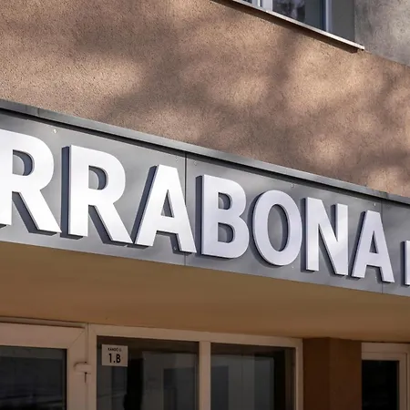 Arrabona 3*