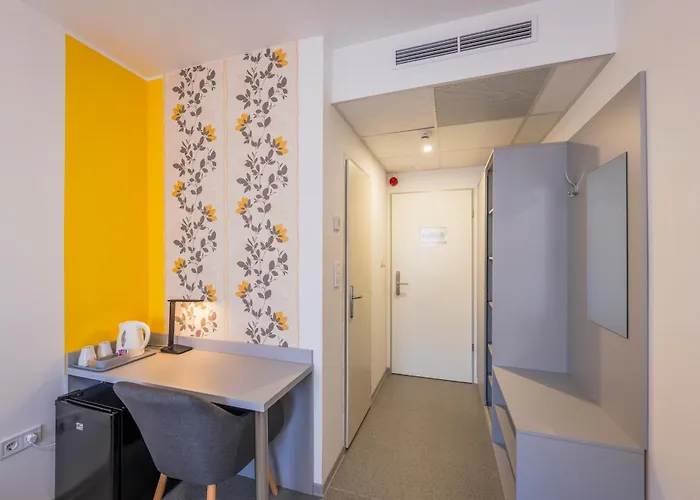 Hotel Arrabona 3*